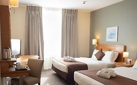 Future Inn Cardiff 4*
